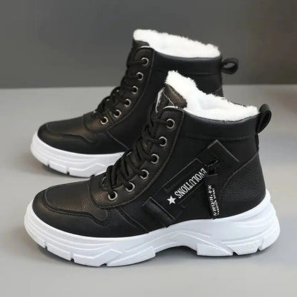 Elara - Stilige støvler med glidelås i siden og koselig fôr