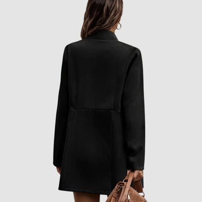 Luisa – Langermet Frakk med Åpen Front og Lommer