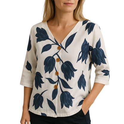 Selah – Bluse med blomstertrykk, avslappet passform og myk krage