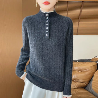 Alice – Langermet Genser med Knapper og Ribbedetaljer