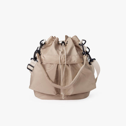 Sophia - Skulderveske med stor kapasitet og flere lommer med løpesnor