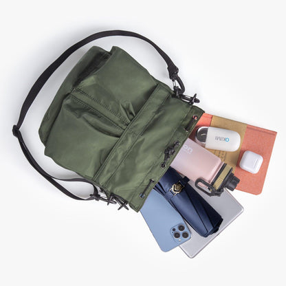 Sophia - Skulderveske med stor kapasitet og flere lommer med løpesnor