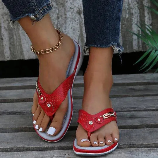 Solea - Stilige tøfler med kjededetaljer for ultimat og trendy stil