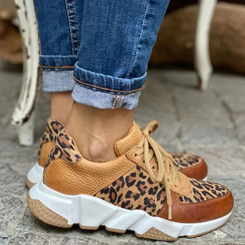 Freya - Lette Leopardmønstrede Sneakers med Sklisikker Tykksåle for Økt Komfort