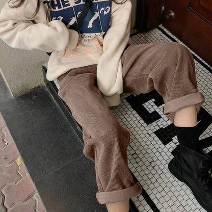 Lydia - Stilig manchesterbukse med flatterende passform og allsidig utforming