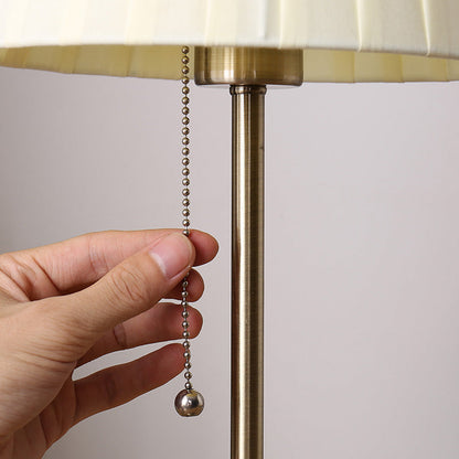 AstralGlow – Empire-skjermbordlampe med kjede og mykt omgivelseslys