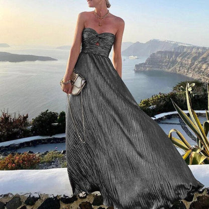 Patrice – Elegant maxikjole med av skuldrene design og flatterende passform