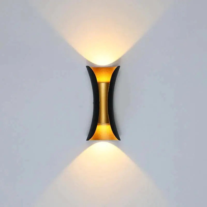 BrioBeam - Slitesterk LED-vegglampe for utendørs belysning