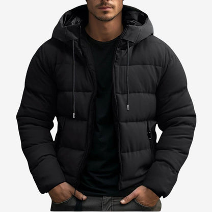 Jonas – Langermet pufferjakke med justerbar hette og lommer