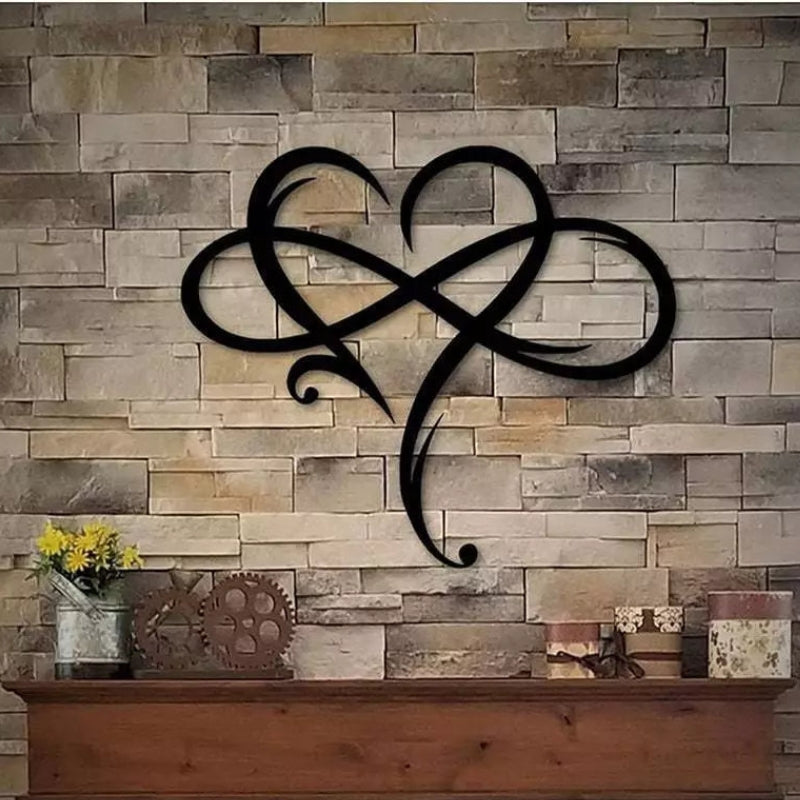 HeartDecor – Veggdekorasjon med Hjerteformet Design