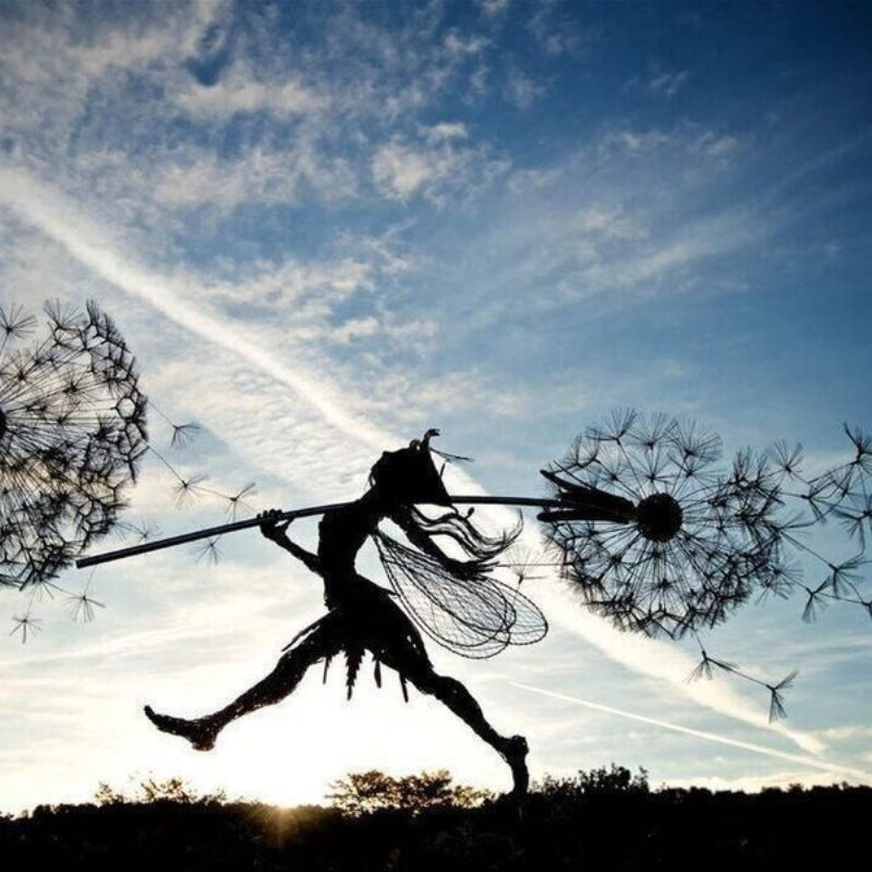 FairyBloom – Dekorative Feengle-Statuer med Løvetannmotiv