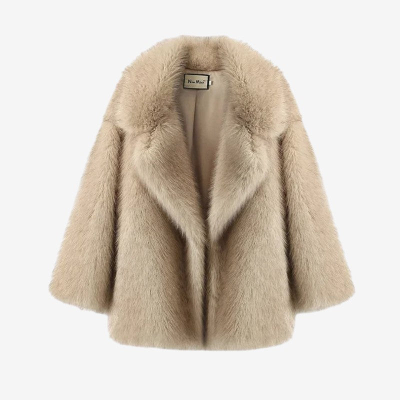 Elise – Langermet oversized kåpe med slagkrage