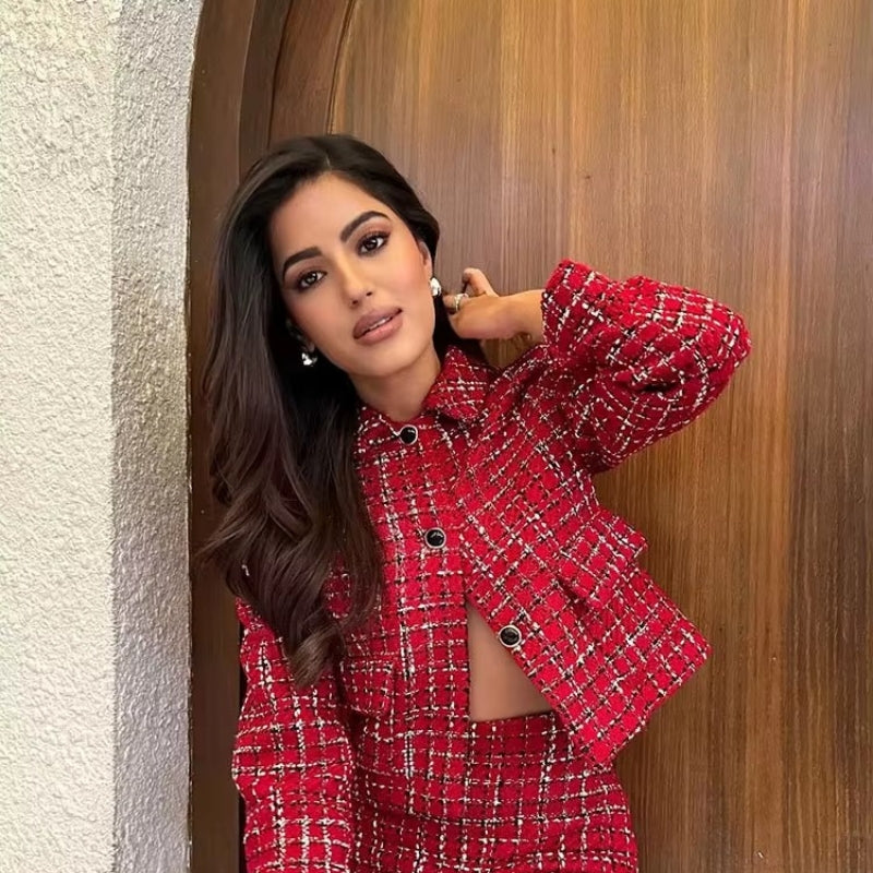 Marisol – Langermet Kåpe med Ståkrage og Lommer