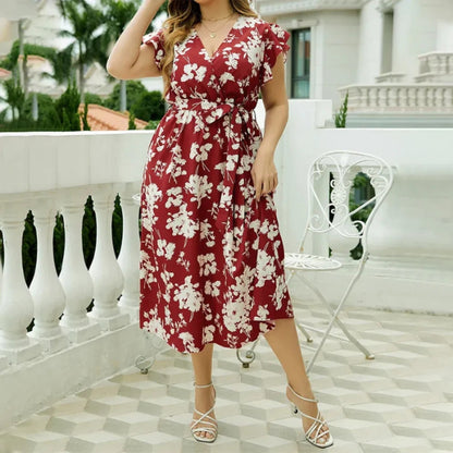 Karin - Plus size A linje midikjole med blomstertrykk og V hals