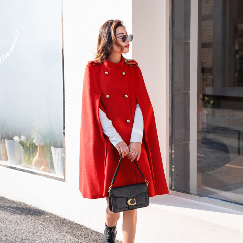 Brielle – Langermet Dobbeltspent Frakk med Ståkrage