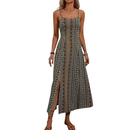 Leony – Stripete kjole med justerbar stropp bak og flatterende passform