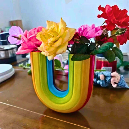 BloomCurve – Blomsterkrukke med flerfarget buet design