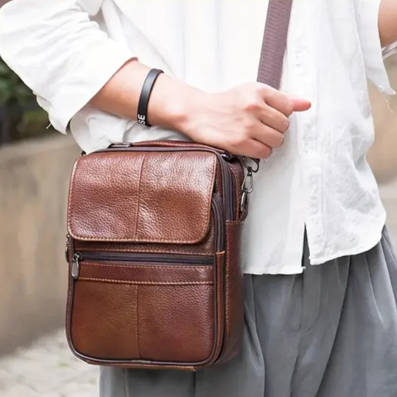 Reidar – Stor skulderveske med justerbar stropp og glidelås