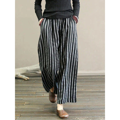 Rhea - Bukser med vidde ben med vertikale striper og avslappet passform