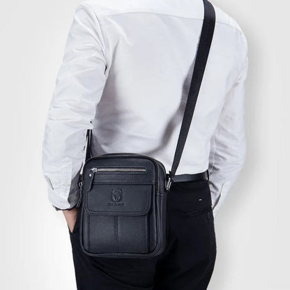 Tristan – Skulderveske med Justerbare Stropper og Flere Glidelåslommer