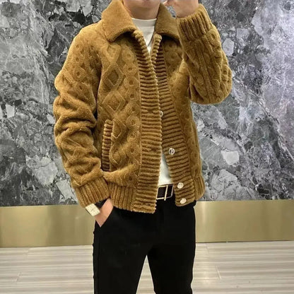 Carson – Langermet Cardigan med Nedfoldt Krage og Knappelukking