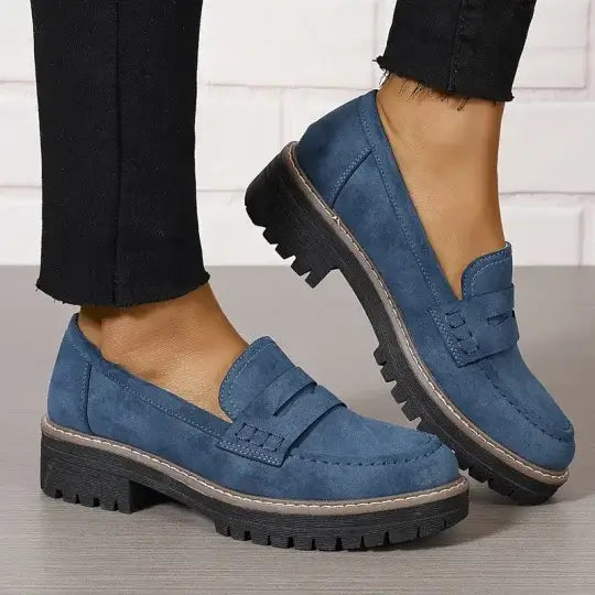 Angela - Chunky loafers med lav blokkhæl og teksturert såle