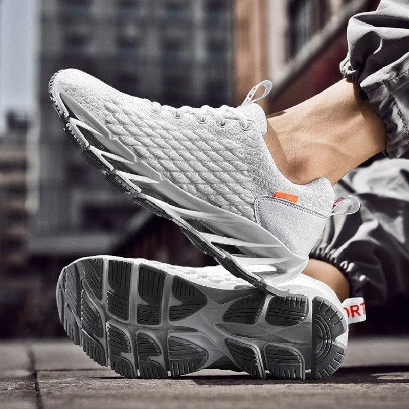 Henrik – Snøresneakers med rund tå