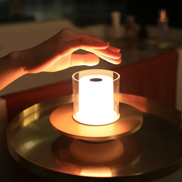 LuxeBeam - Bevegelseskontrollert LED-lampe med elegant finish