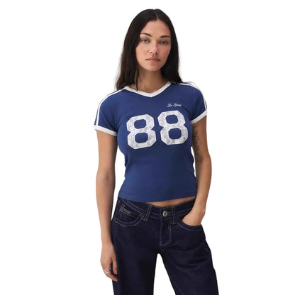 Heleen – Kortermet T-skjorte med trykk og V-hals