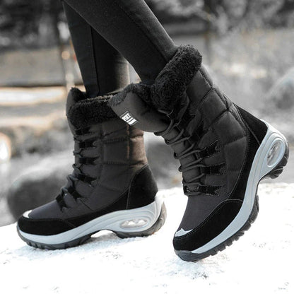 Elvira - Rundtå Støvler med Snøring og Sklisikker Såle