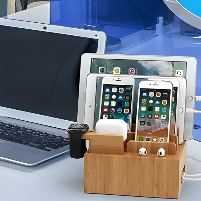 EcoCharge – Bamboo Ladestasjon med 5 USB-porter og Organizer