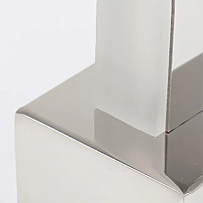 AuraEdge - Minimalistisk frontlampe med speil