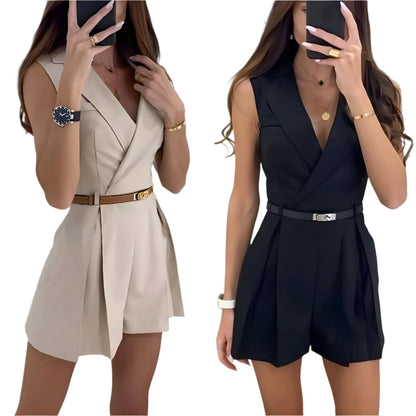 Camila - Ermeløs jumpsuit med V-hals og belte i midjen