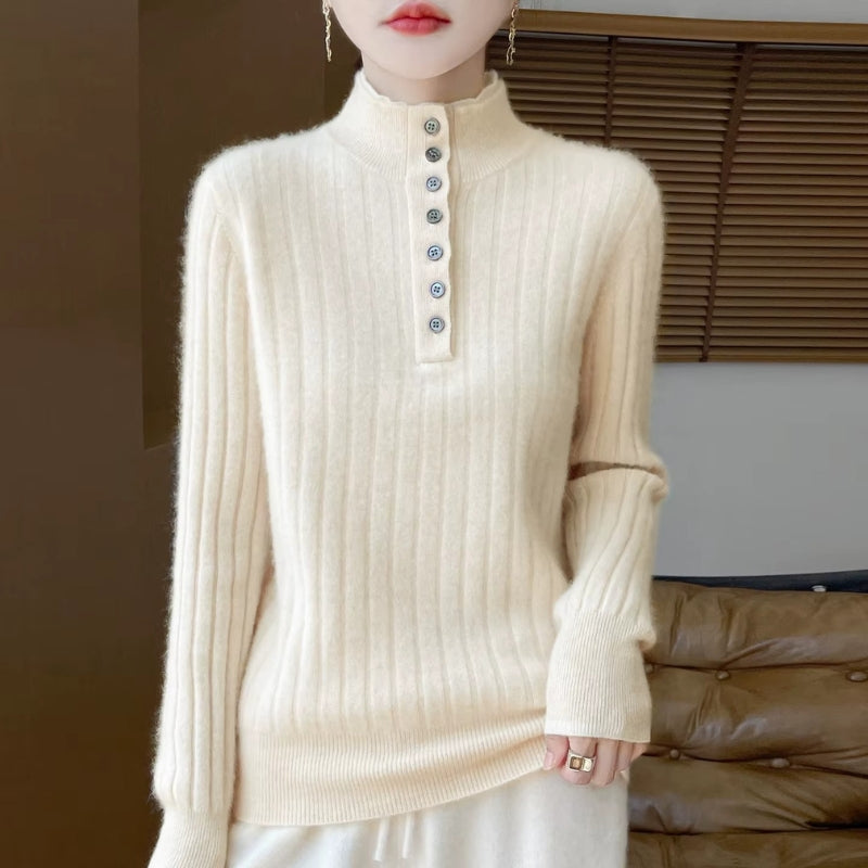 Alice – Langermet Genser med Knapper og Ribbedetaljer