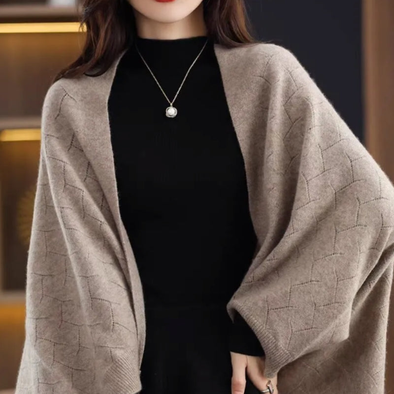 Selvya – Genser med Av-Skulder Utringning og Lange Ermer