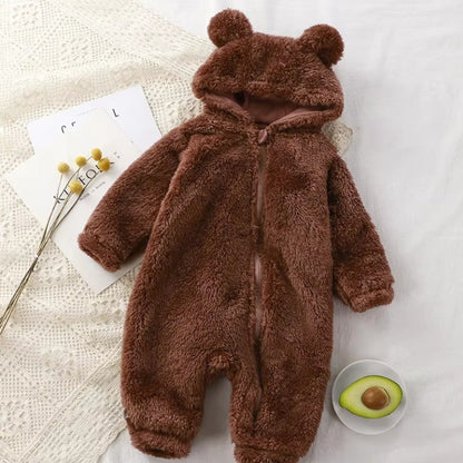 Carlyn – Langermet Babydrakt med Glidelås foran