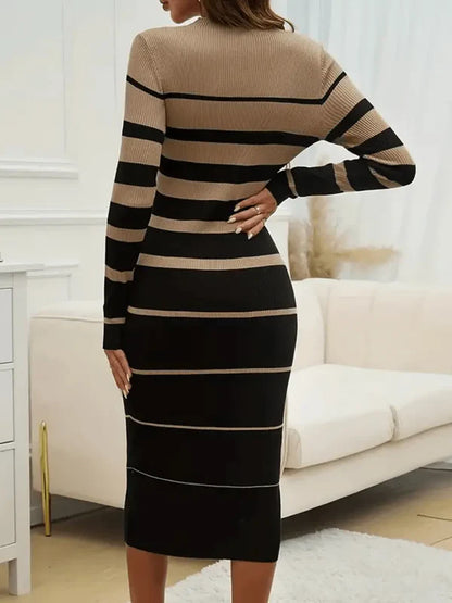 Lila - Stripet bodycon kjole med lange ermer og ribbet stoff