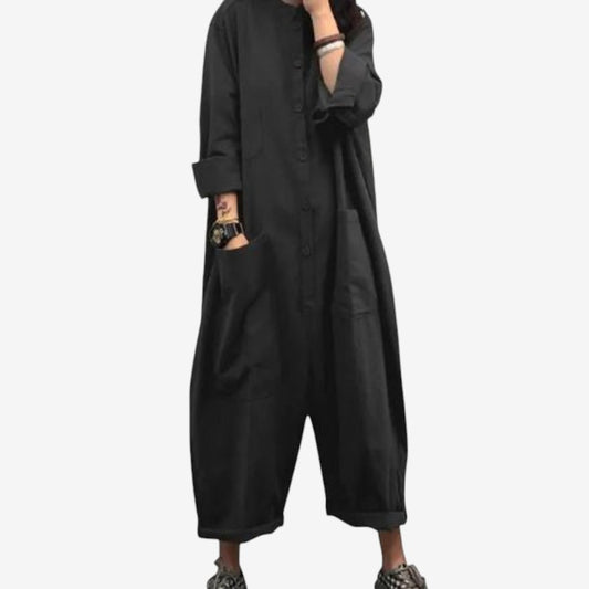 Marie – Langermet løstsittende jumpsuit med knapper