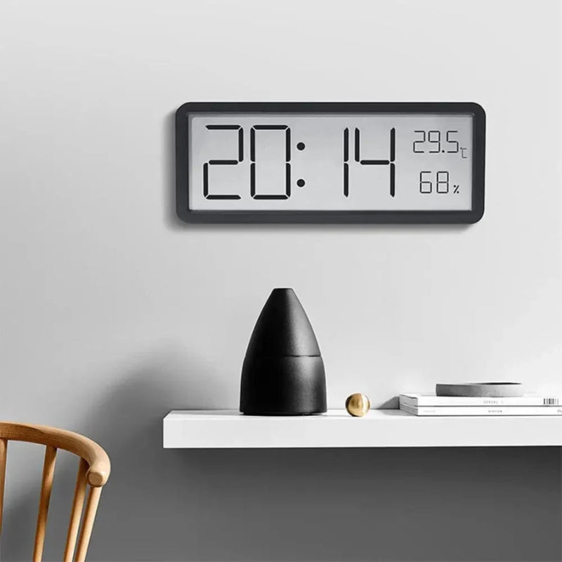 TimeLuxe – Digital LED Veggklokke med Temperatur- og Luftfuktighetsdisplay