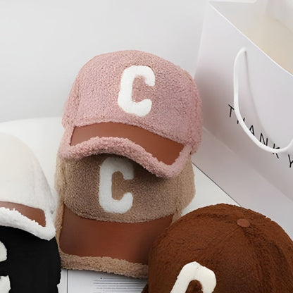 Rosetta - Justerbar Caps med Broderte Detaljer