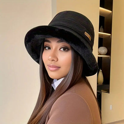 Laura - Klassisk vinterlue med koselig fôr og elegant design