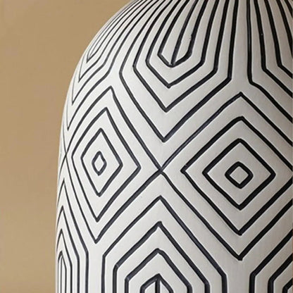 GlowNest – LED Bordlampe med Dekorativ Fot for Innendørsbruk