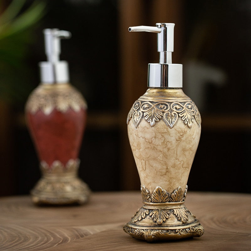 CrystalMist – Elegant retro såpedispenser med elegant vintage-sjarm