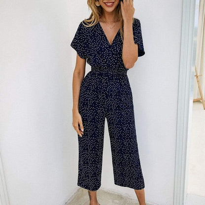 Marie - Trendy prikkete jumpsuit med flatterende passform og lekent utforming