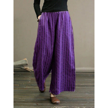 Rhea - Bukser med vidde ben med vertikale striper og avslappet passform