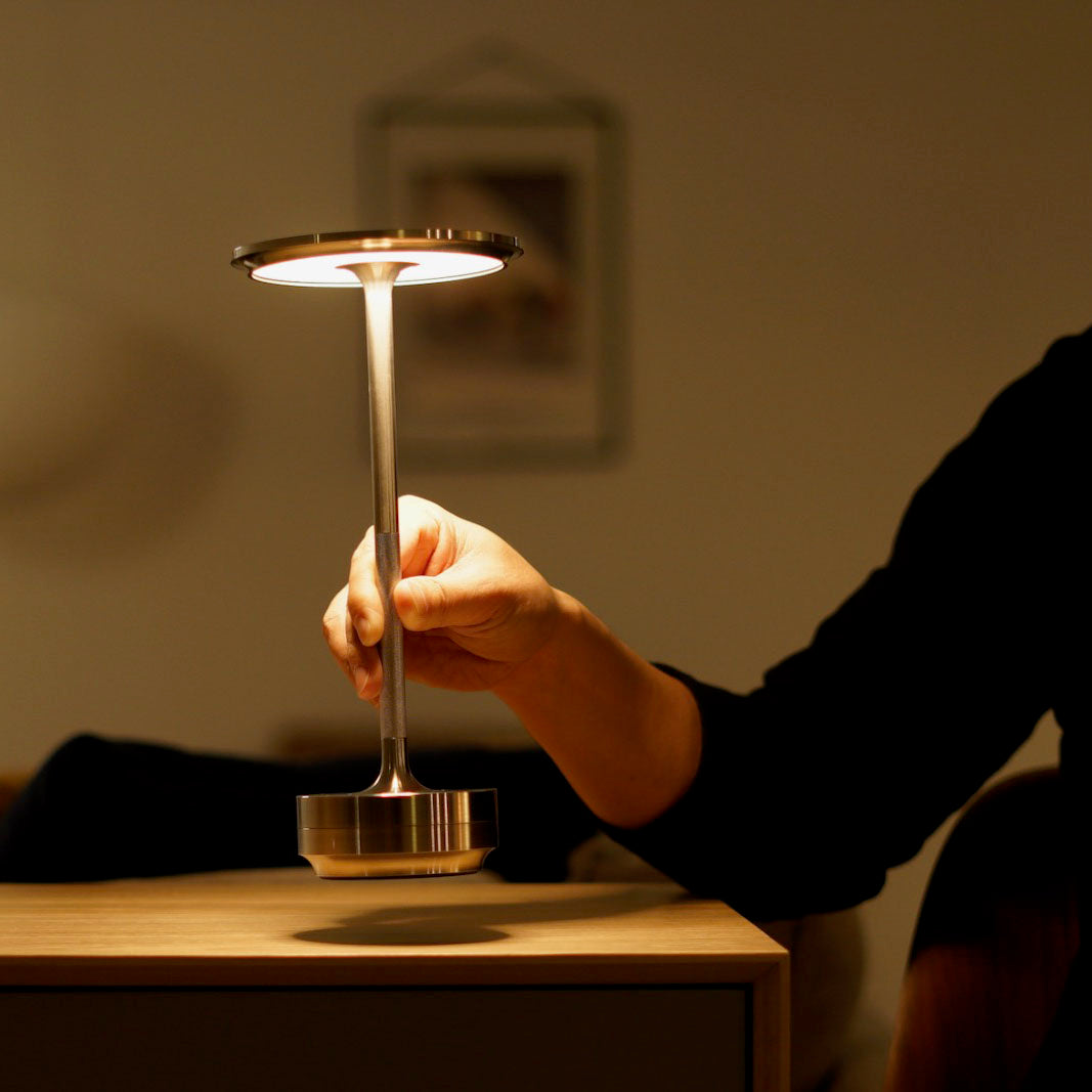 LumaVibe - Trådløs bordlampe for en luksuriøs og raffinert atmosfære