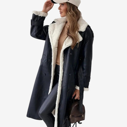 Marina – Lang kåpe med slagkrage og belte