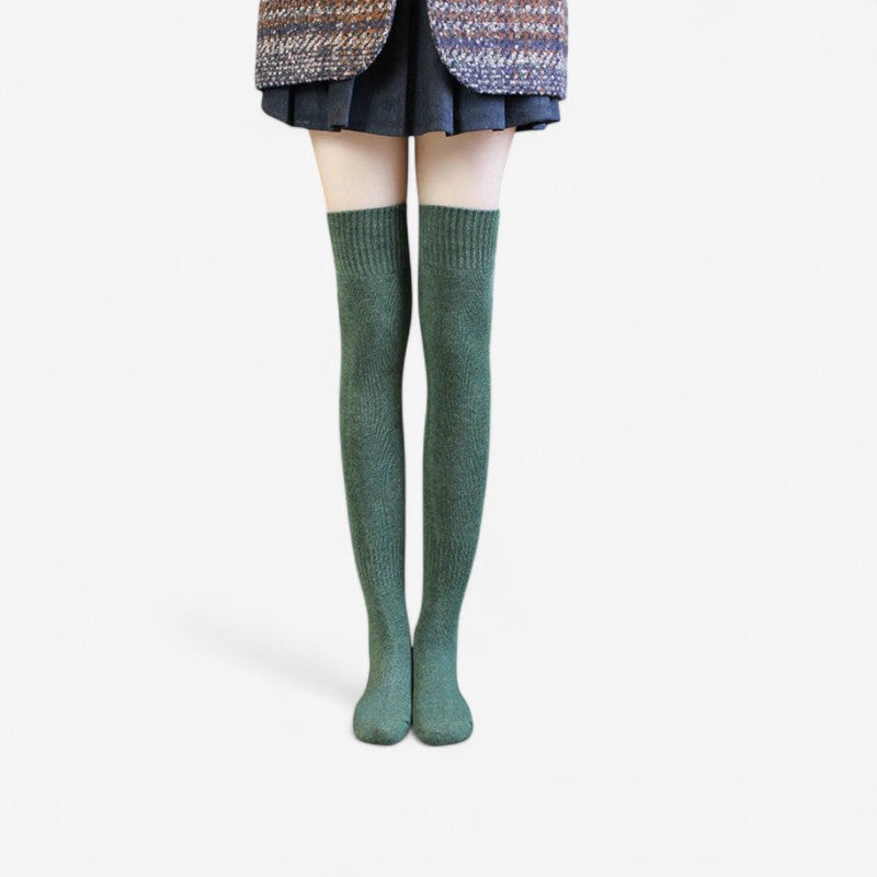 Isla – Lårlange Sokker med Sømløs Tå og Elastisk Kant