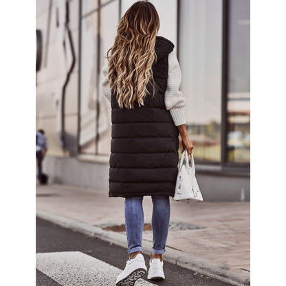 Lily - Elegant vattert vest i knelengde med glidelås foran og praktiske lommer