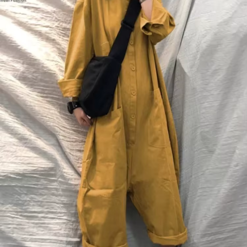 Marie – Langermet løstsittende jumpsuit med knapper